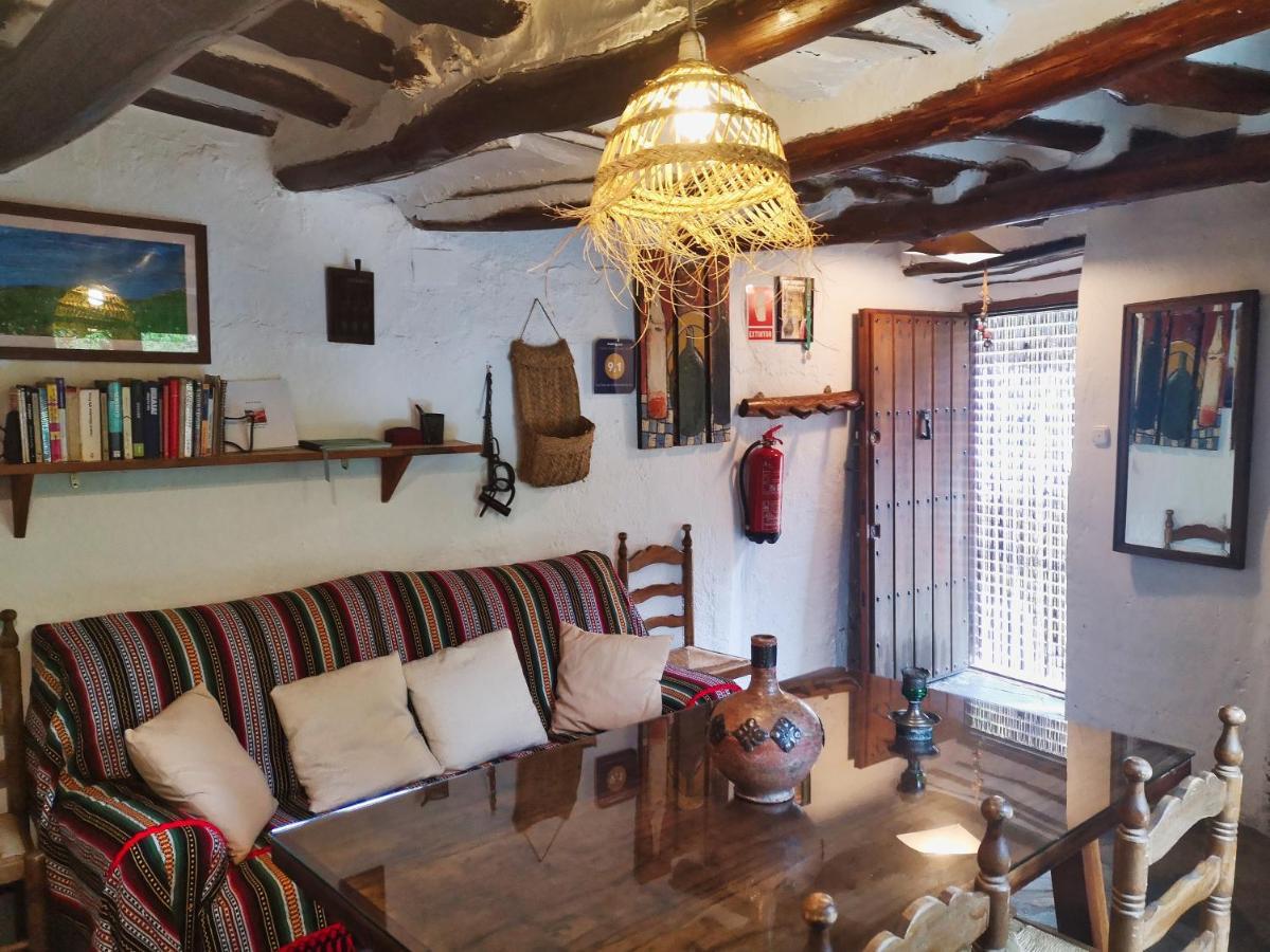 La Casa De La Bombilla Verde Trevélez Eksteriør billede