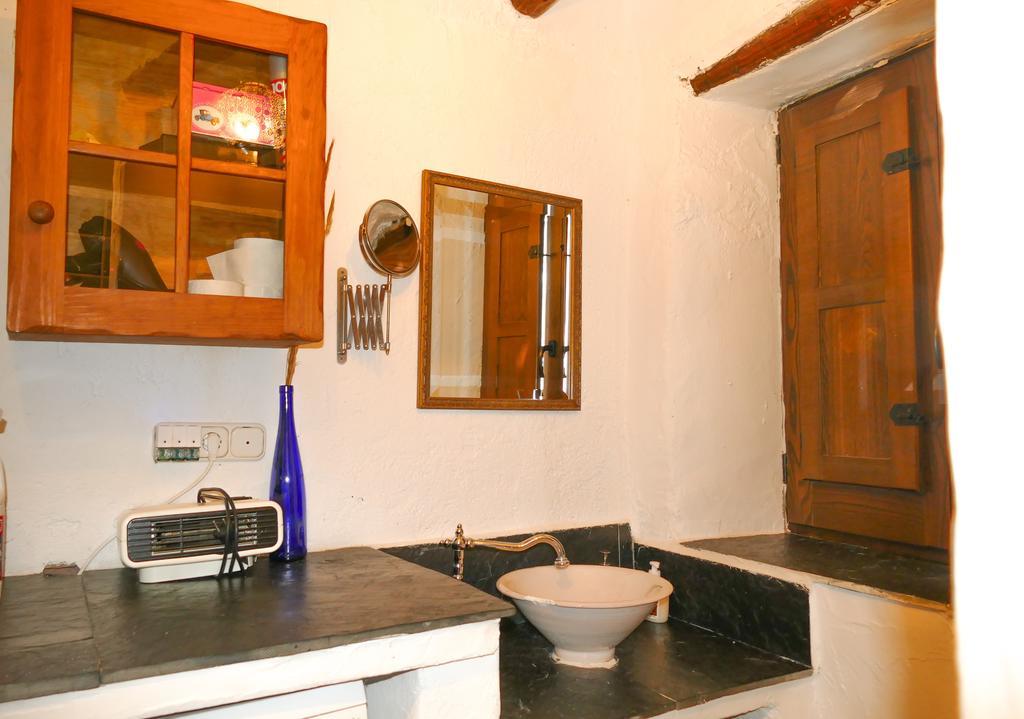 La Casa De La Bombilla Verde Trevélez Eksteriør billede